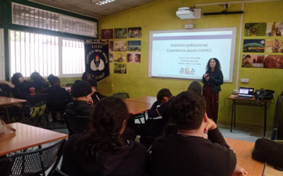 María Luisa Garmendia participó de encuentro con estudiantes de 3° medio del Liceo Francisco Mery de Lo Espejo